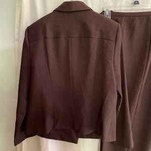 Size 18,  Brown women’s 2 piece suit, Jacket & pan